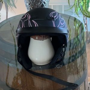 Women Pink/Blk Half Helmet. Medium